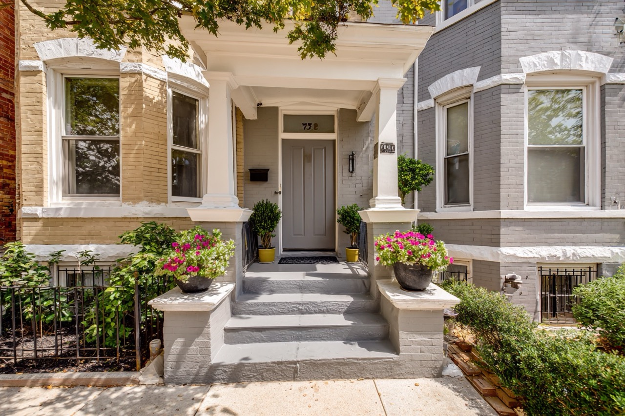 Washington DC rental property with improved curb appeal and landscaping
